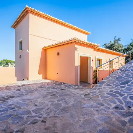 Vistes Villa